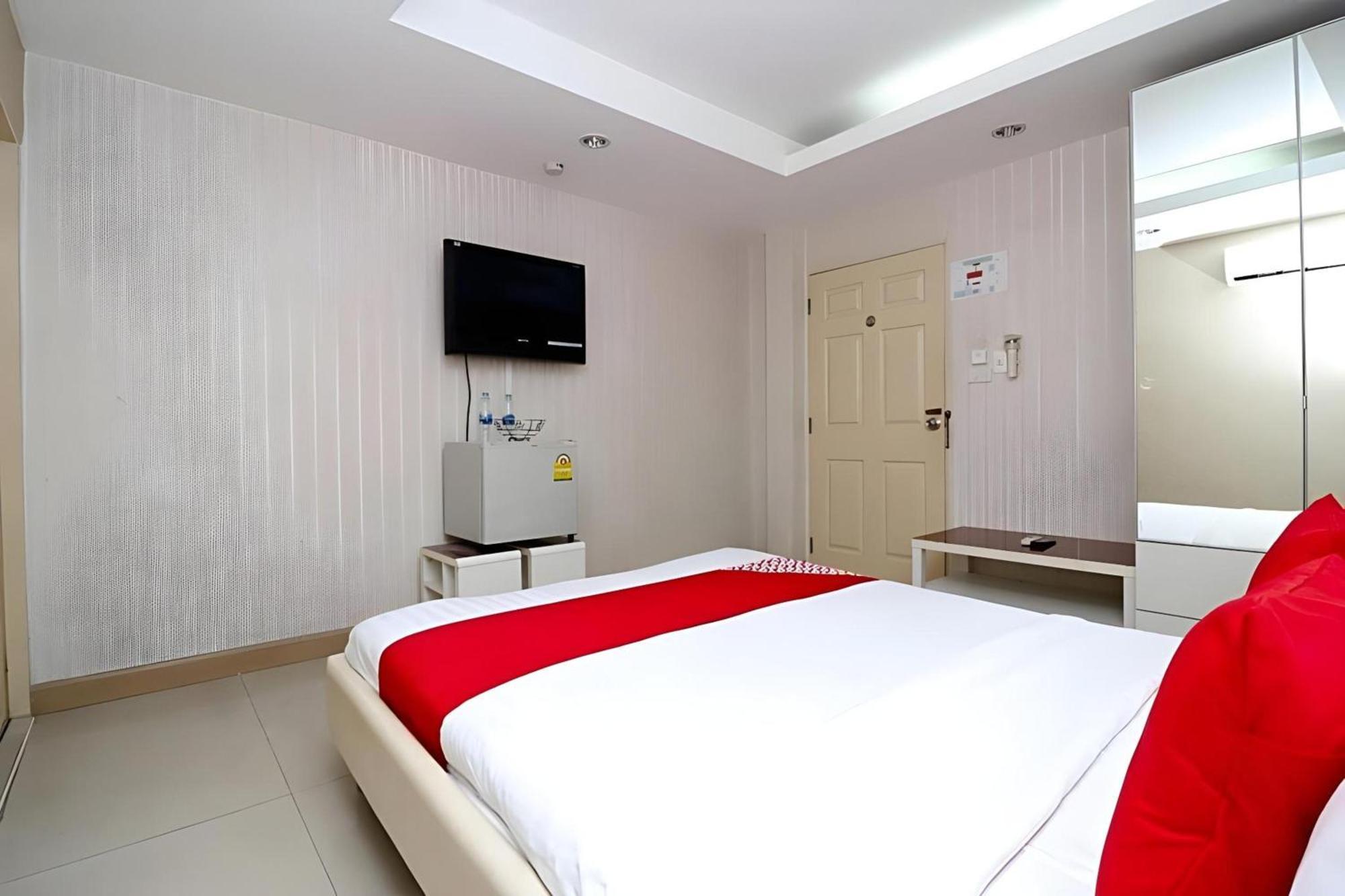 Diamond Residence Silom Bangkok Extérieur photo