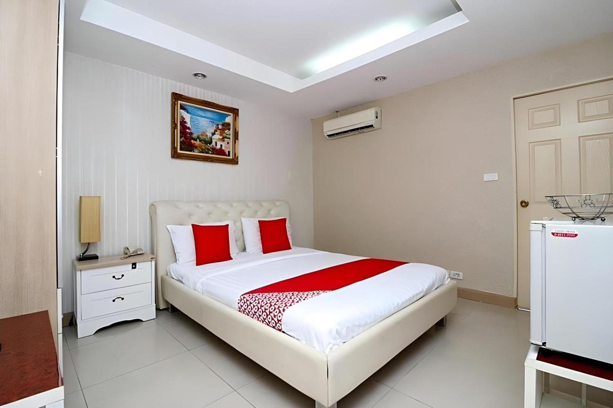 Diamond Residence Silom Bangkok Extérieur photo