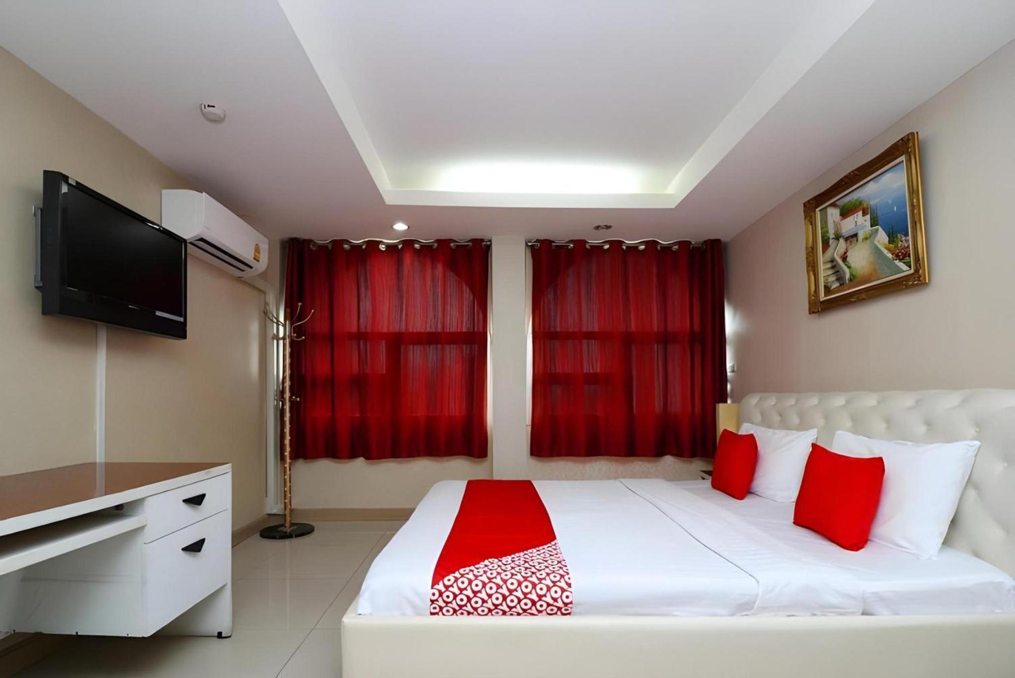 Diamond Residence Silom Bangkok Extérieur photo